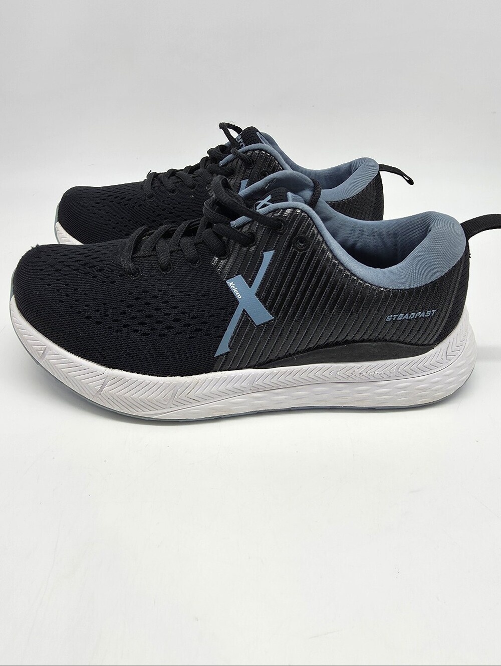 Xelero Steadfast Walking Shoes 9.5 XW Black Blue Orthopedic Sneakers